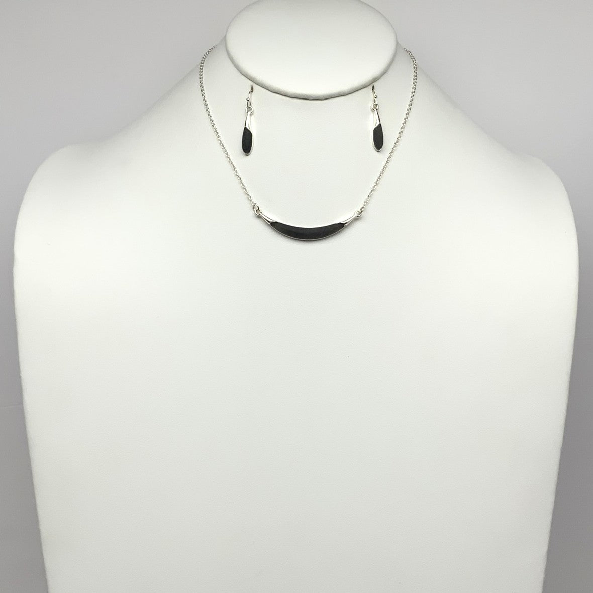 Short Lucite/Acrylic/Resin Look Sliver Moon Shape Necklace Set