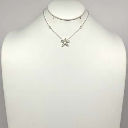 Short Rhinestone Cut-out Starfish Necklace