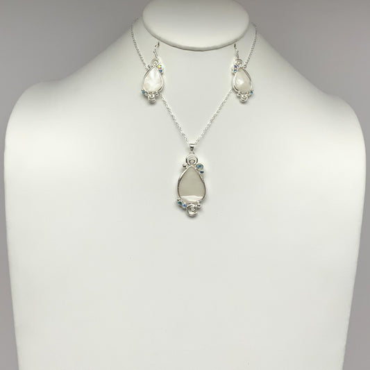 Abalone Gem Pendant Necklace Set