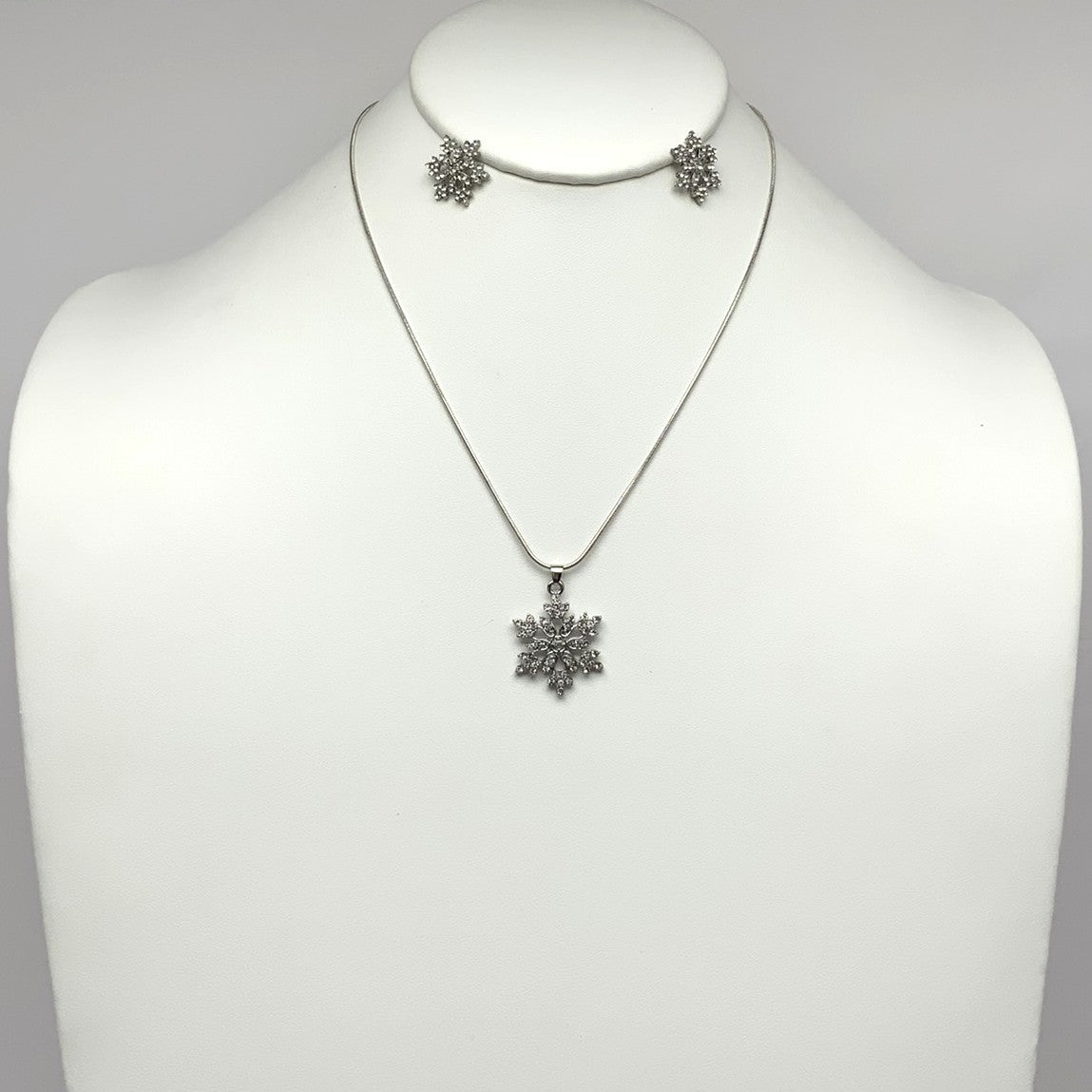Snowflake Snake Chain Necklace Set