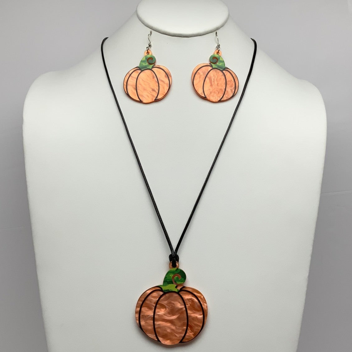 Lucite Pumpkin Necklace Set
