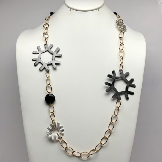 Cord Snowflake Shape Necklace