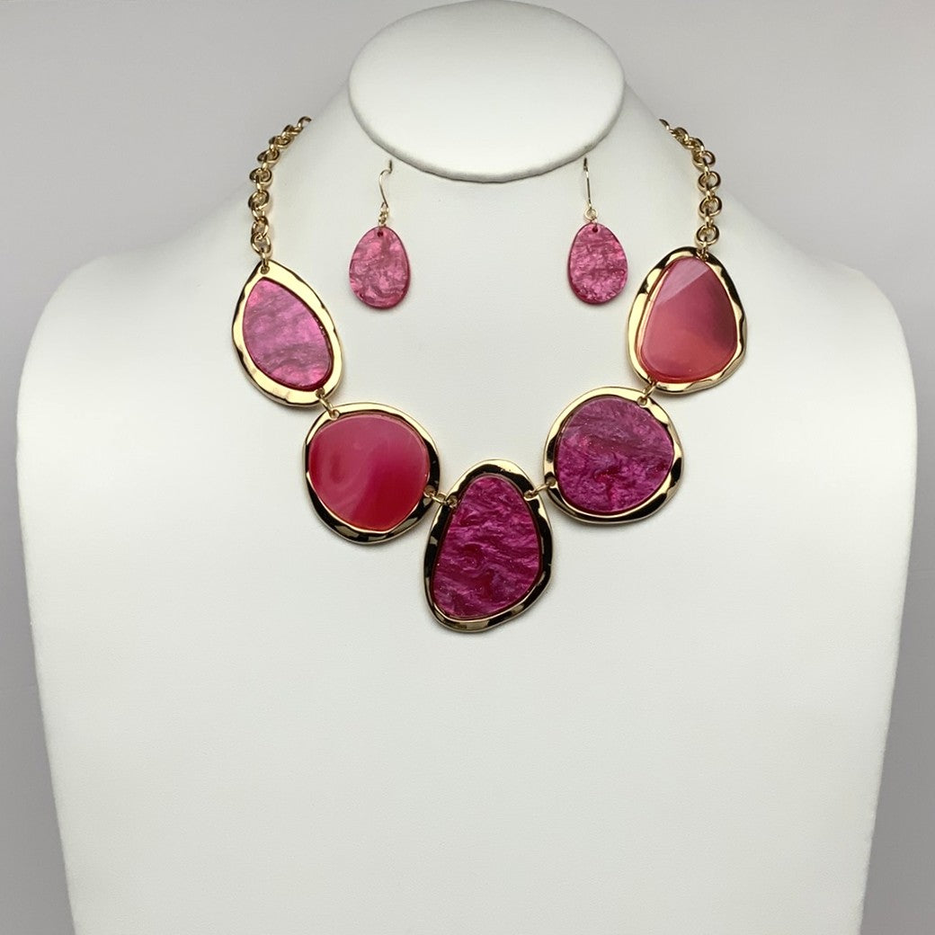Lucite Necklace Set