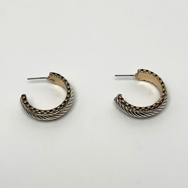 Ribbed Hoop Earrings