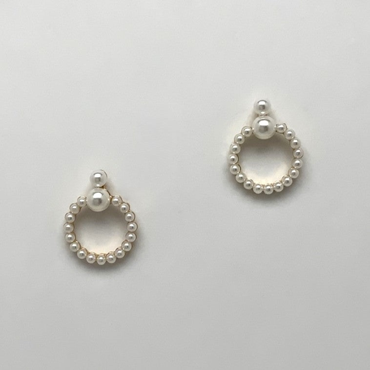 Pearl Circle Outline Earrings