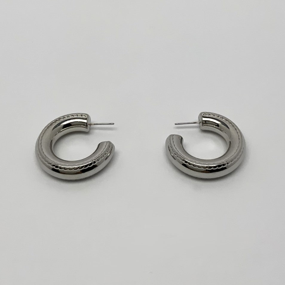 Chunky Ribbed Edge Hoop Earrings
