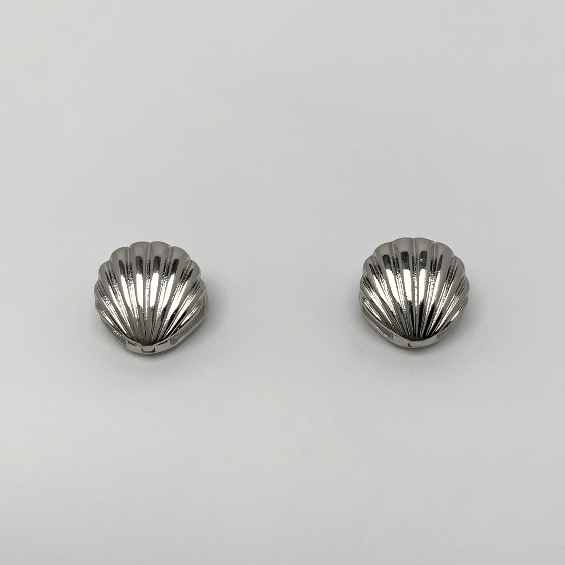 Clamshell Huggie Earrings