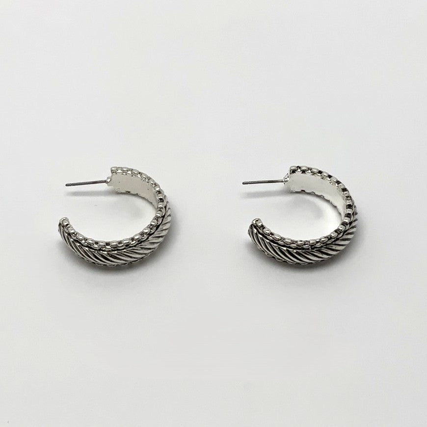Ribbed Hoop Earrings