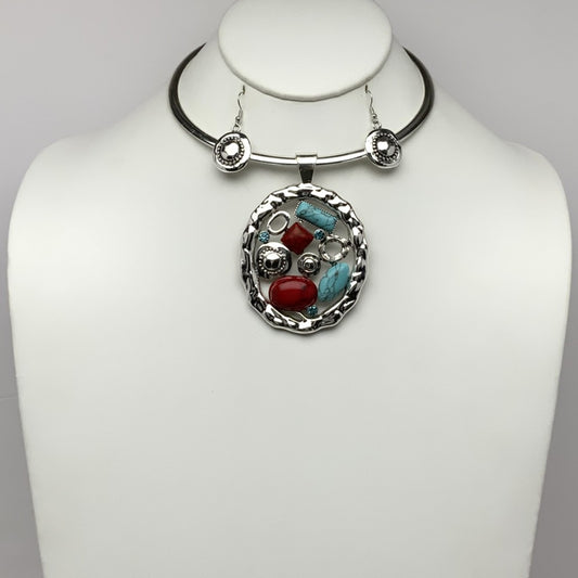 Metal Rustic Stone Pendant Collar Necklace