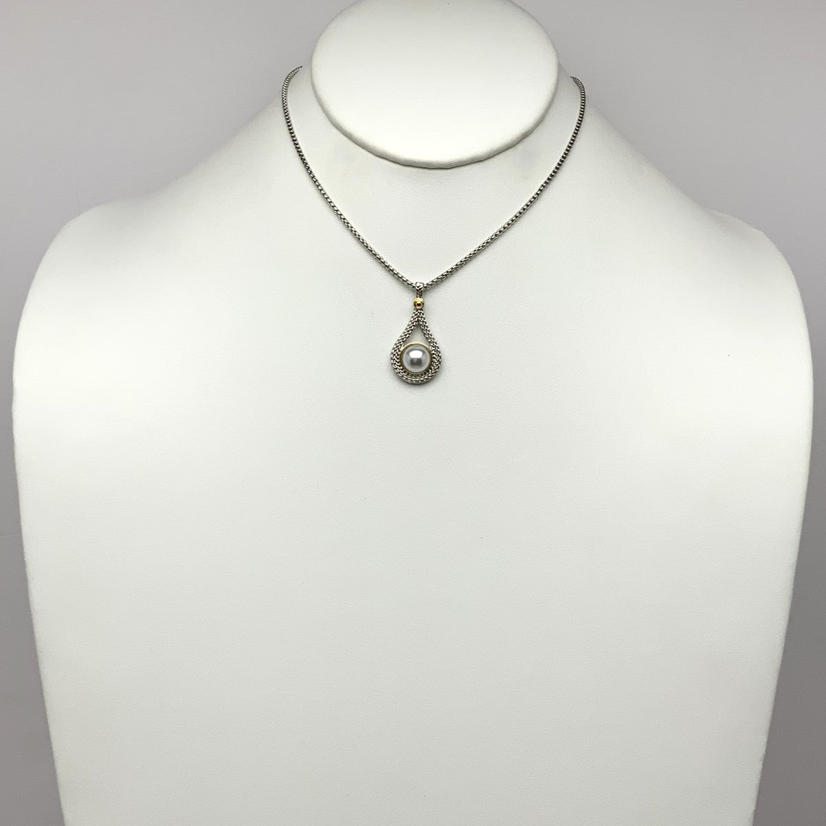 Teardrop Pearl Necklace