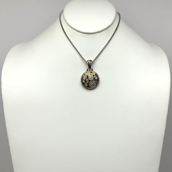 Box Chain Circle Pattern Cubic Zirconia Necklace