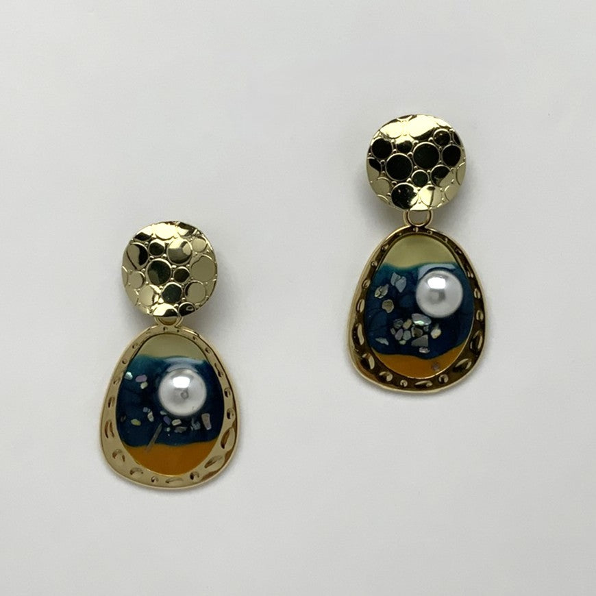 Textured Layered Enamel Pearl Earring