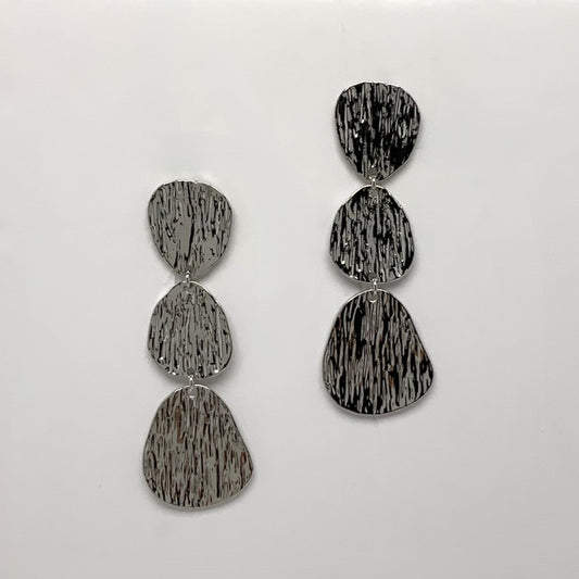 Line Textured Drop Dangle Clip Earrings