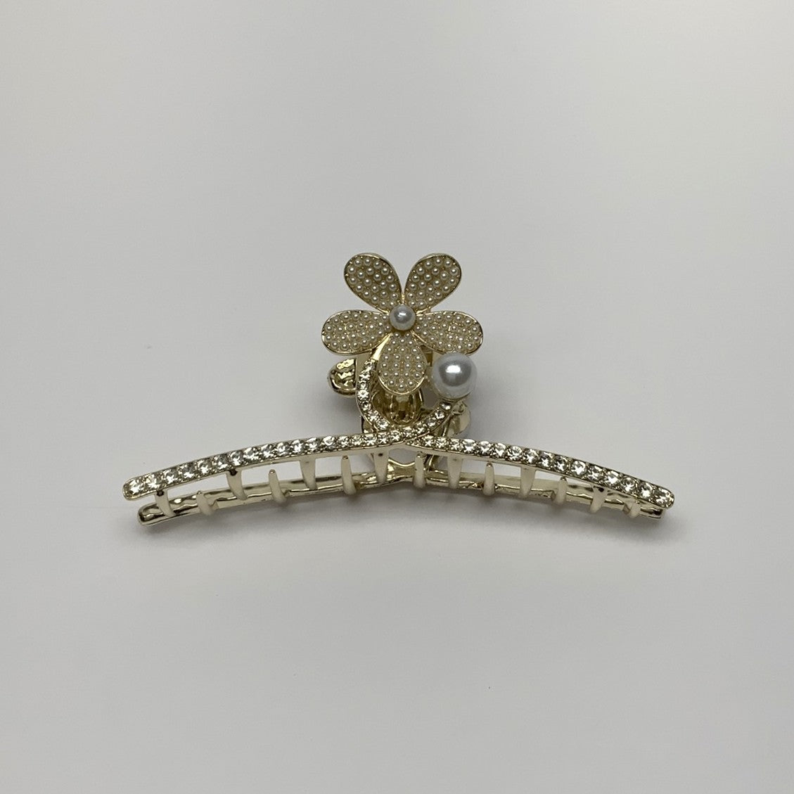 Flower Pearl Twist Hair Claw Clip