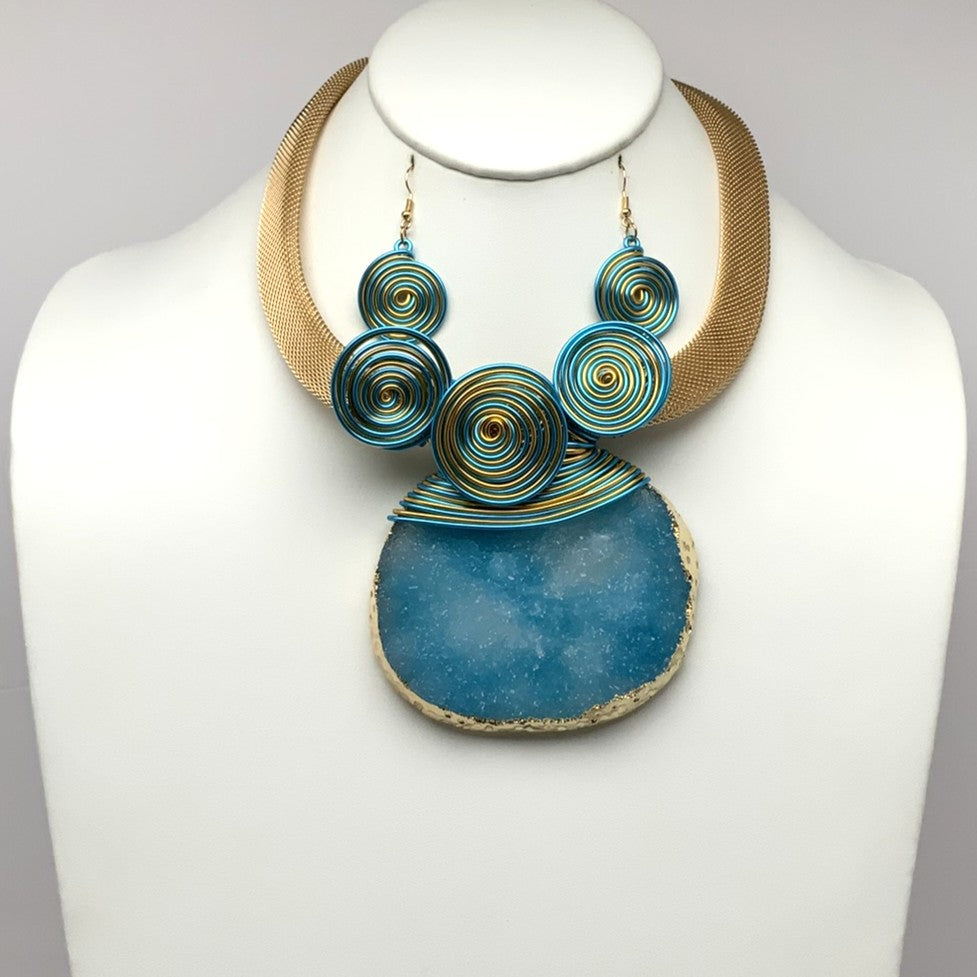 Bib Style Wire Crystalized Pendant Necklace set