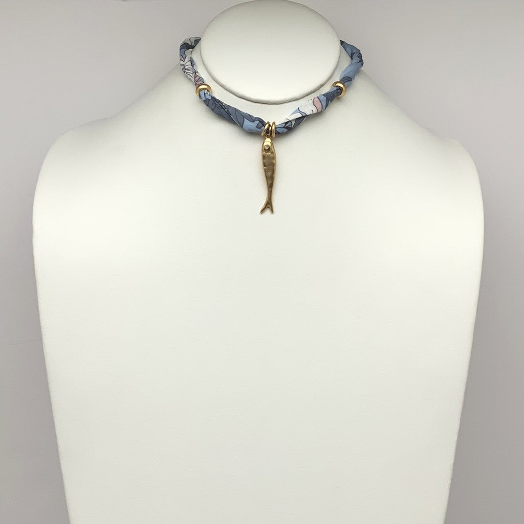 Twist Scarf Fish Pendant Necklace