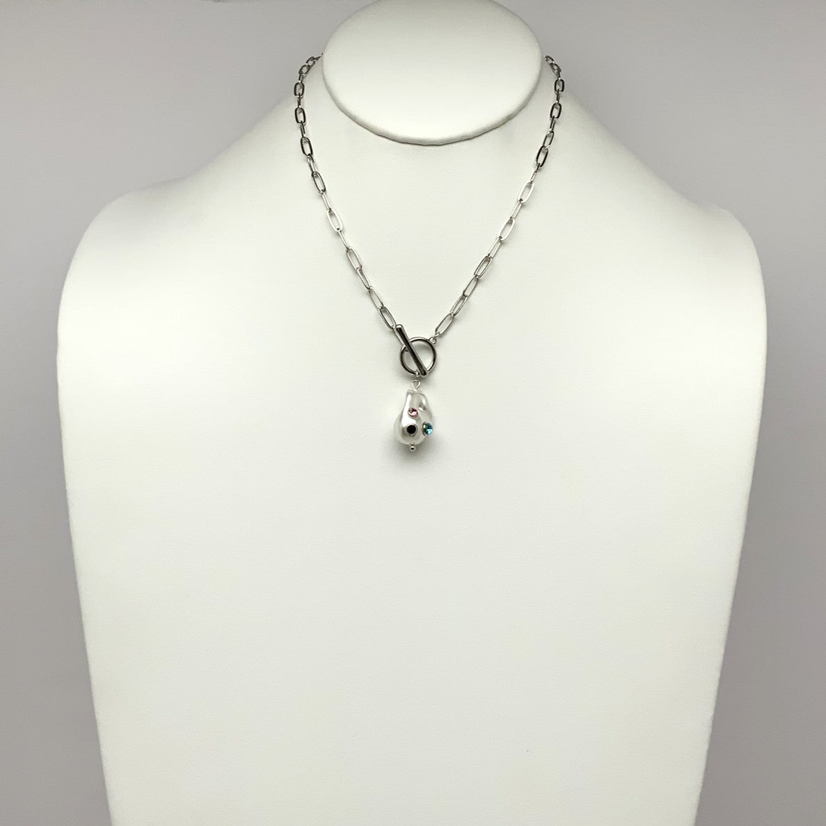 Abstract Pearl Crystal Pendant Toggle Clasp Necklace