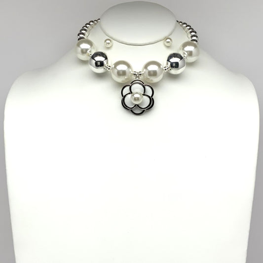 Metallic Pearl Bead Mix Flower Necklace Set