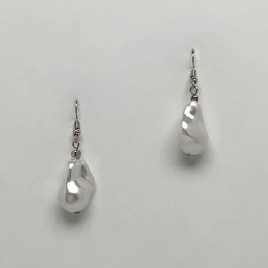 Baroque Pearl Earrings