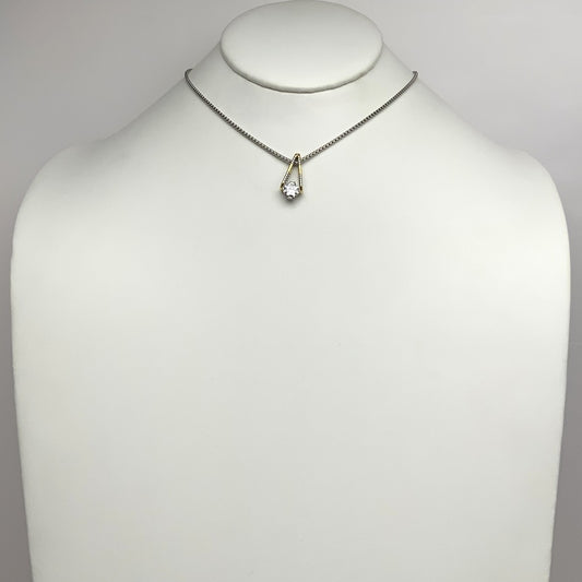 V Shaped Ribbed Necklace