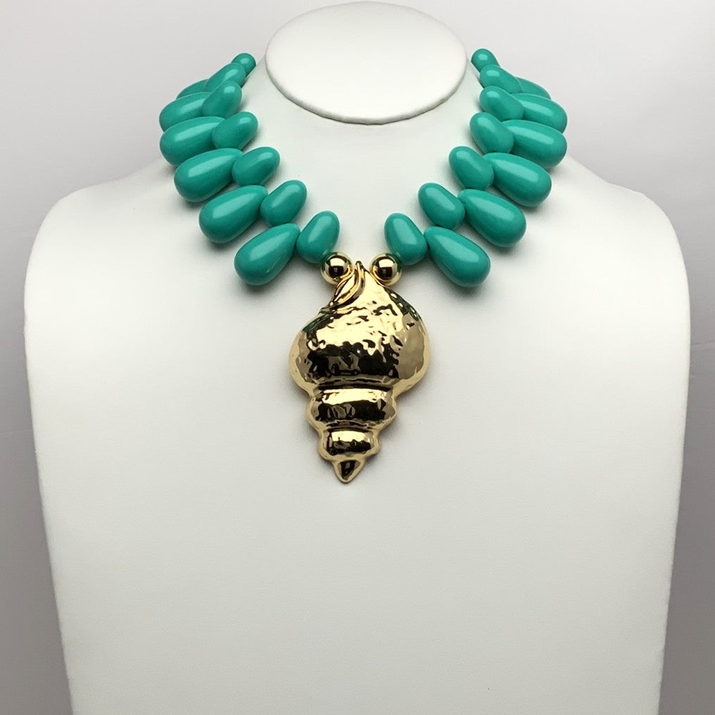 Gold Shell Necklace