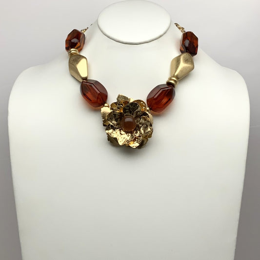Two Tone Chunky Necklace w/Hammered Finish Flower