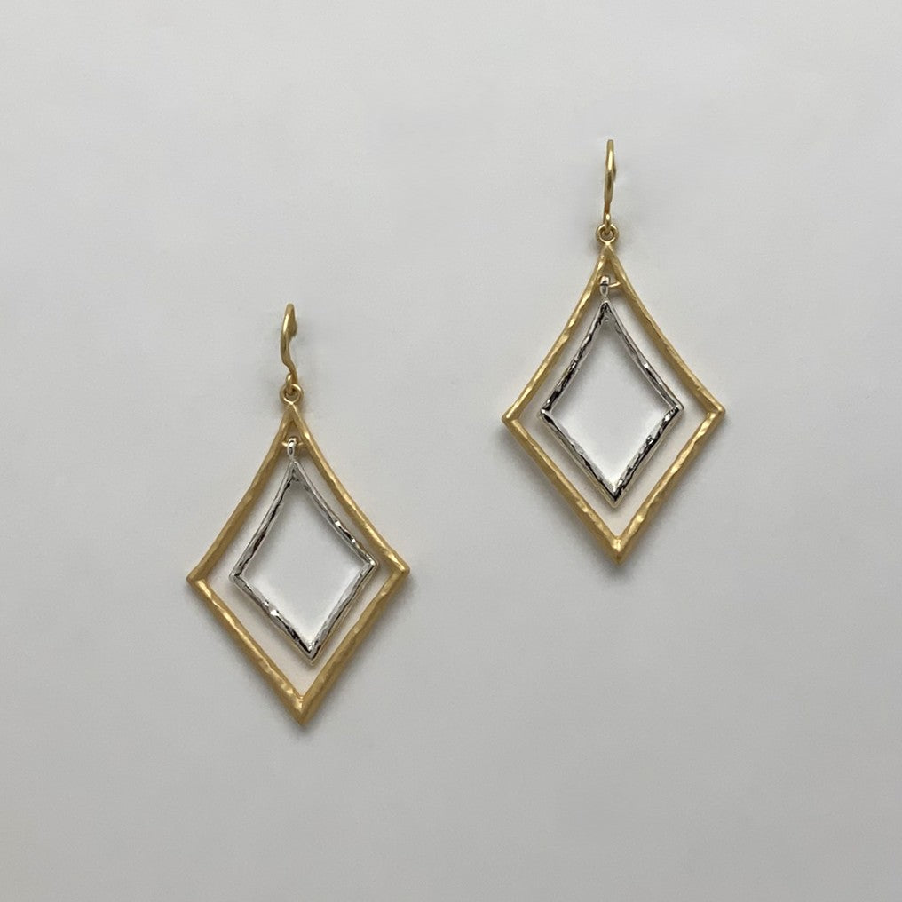 Dangle Rhombus Earrings w/Hammered finish