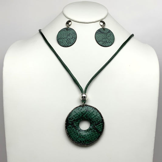 Faux Reptile Ring Cord Necklace Set