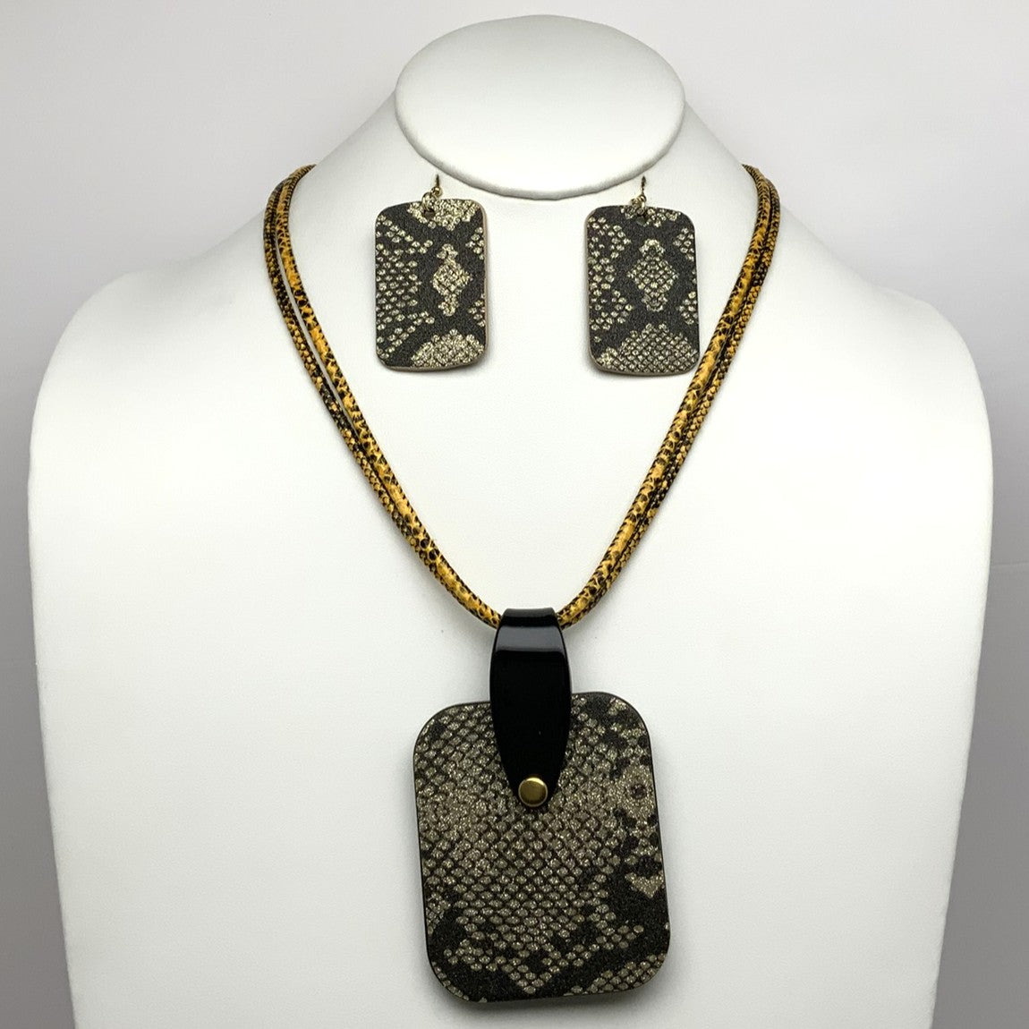 Faux Reptile Skin Drop Pendant Necklace Set