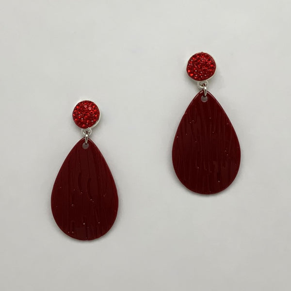 Line Texture Teardrop Crystal Earrings
