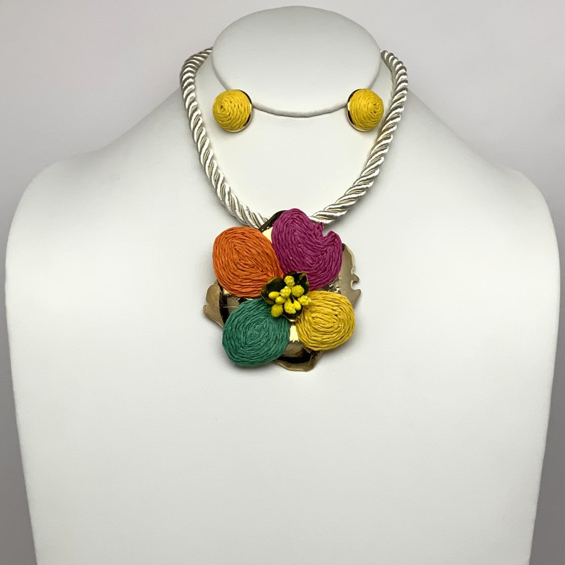 Flower Twine Necklace Set