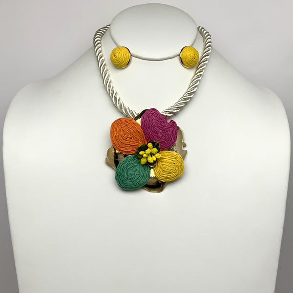Flower Twine Necklace Set