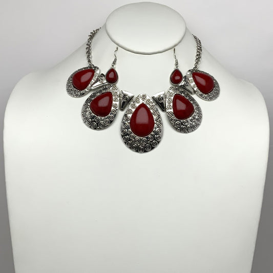 Teardrop Stone Statement Necklace