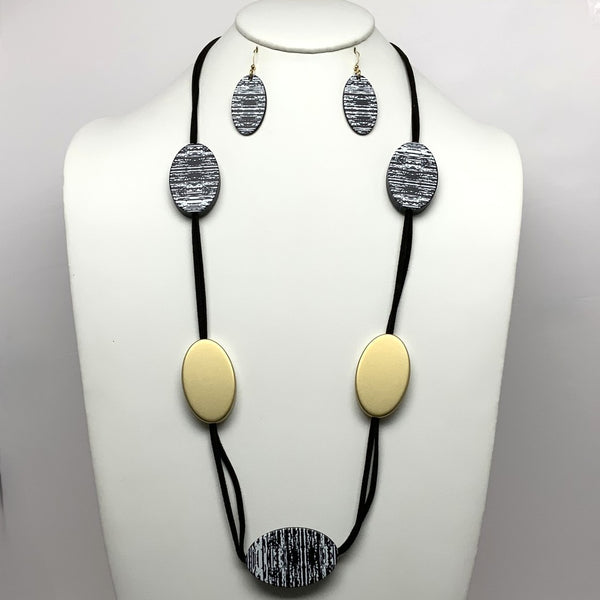 Stone Print and Gold Necklace