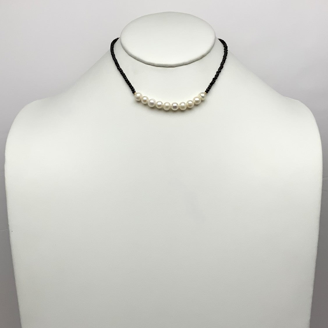 Beaded w/Pearls Choker Necklace