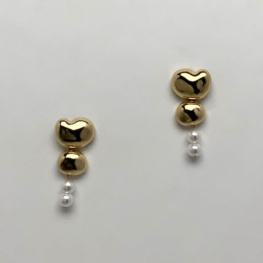 Round Organic Drop Pearl Earrings