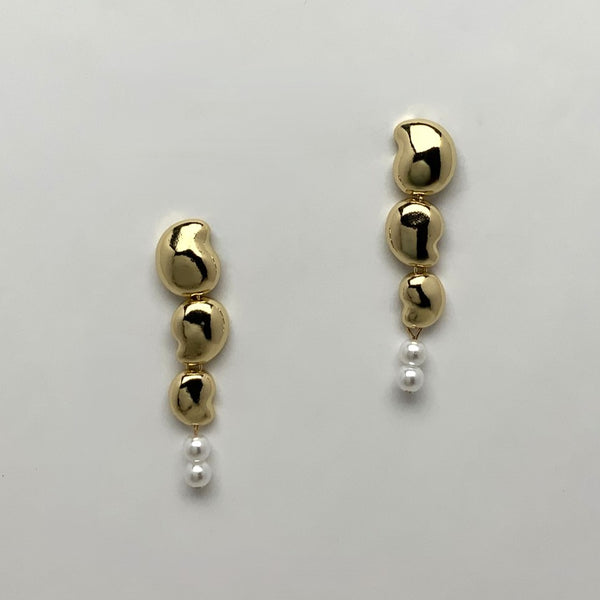 Tiered Dangle w/Pearls Earrings