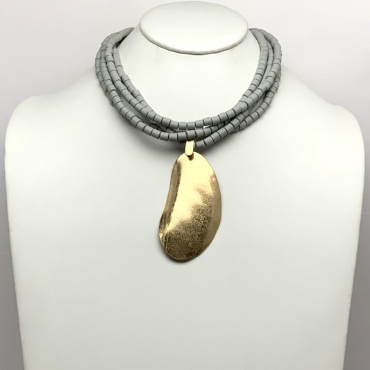 Layered Rubber Bead Metal Piece Necklace