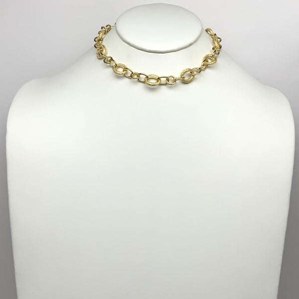 Short Textured Chain Mix Necklace