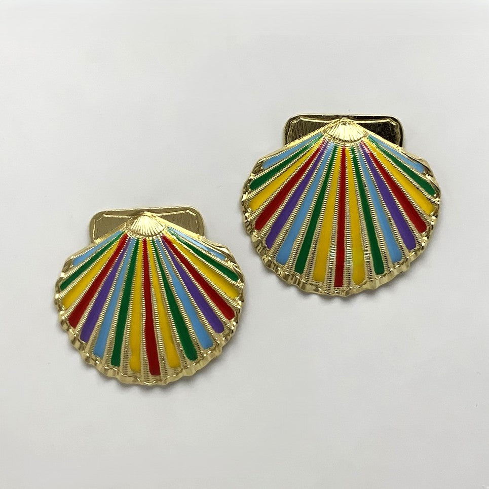Clam Shell Earrings