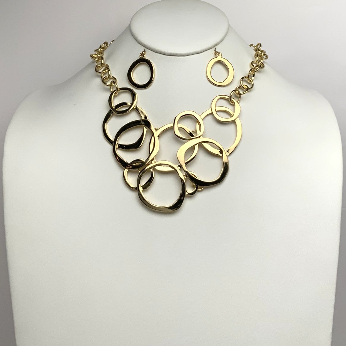 Circle design Necklace Set