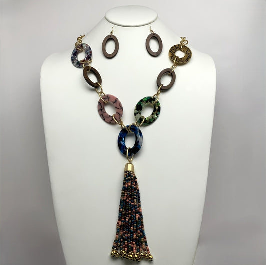 Long Sea Bead And Lucite/Acrylic Necklace Set