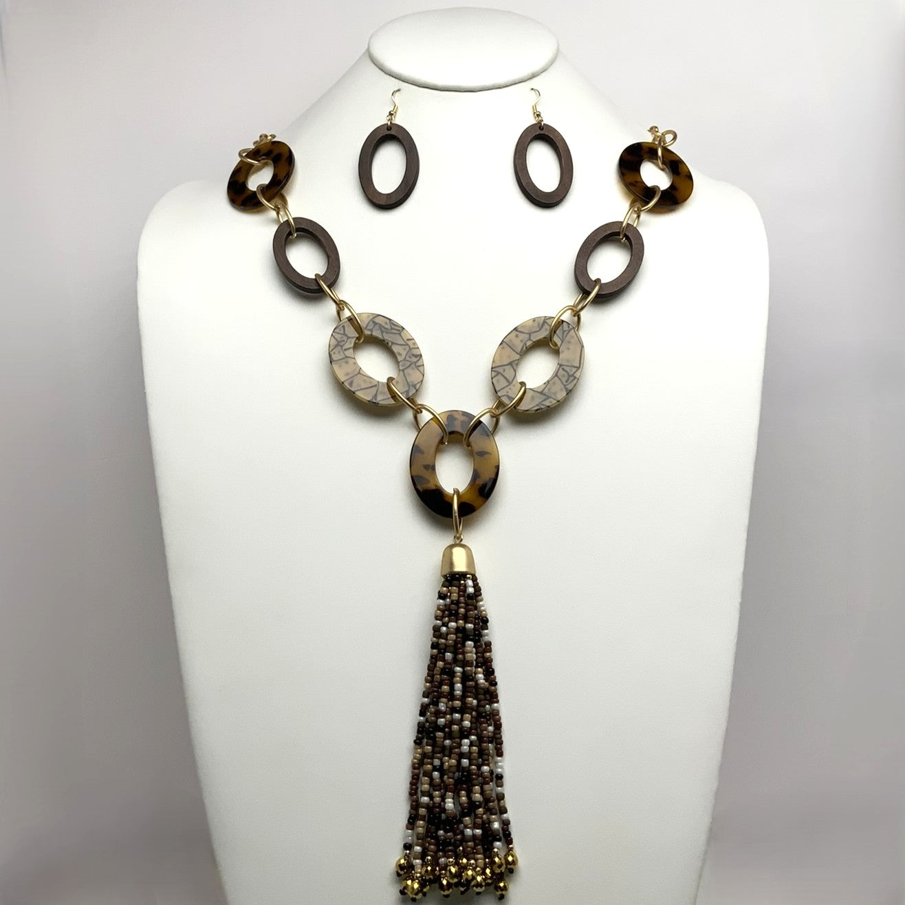 Long Sea Bead And Lucite/Acrylic Necklace Set