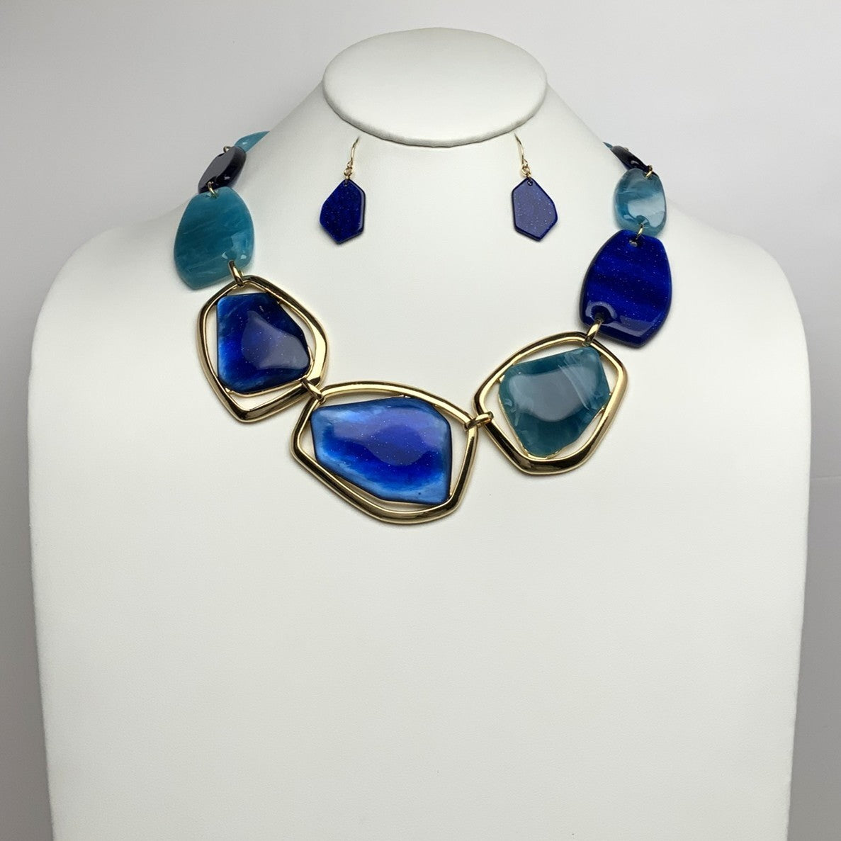 Geometric Stones Necklace