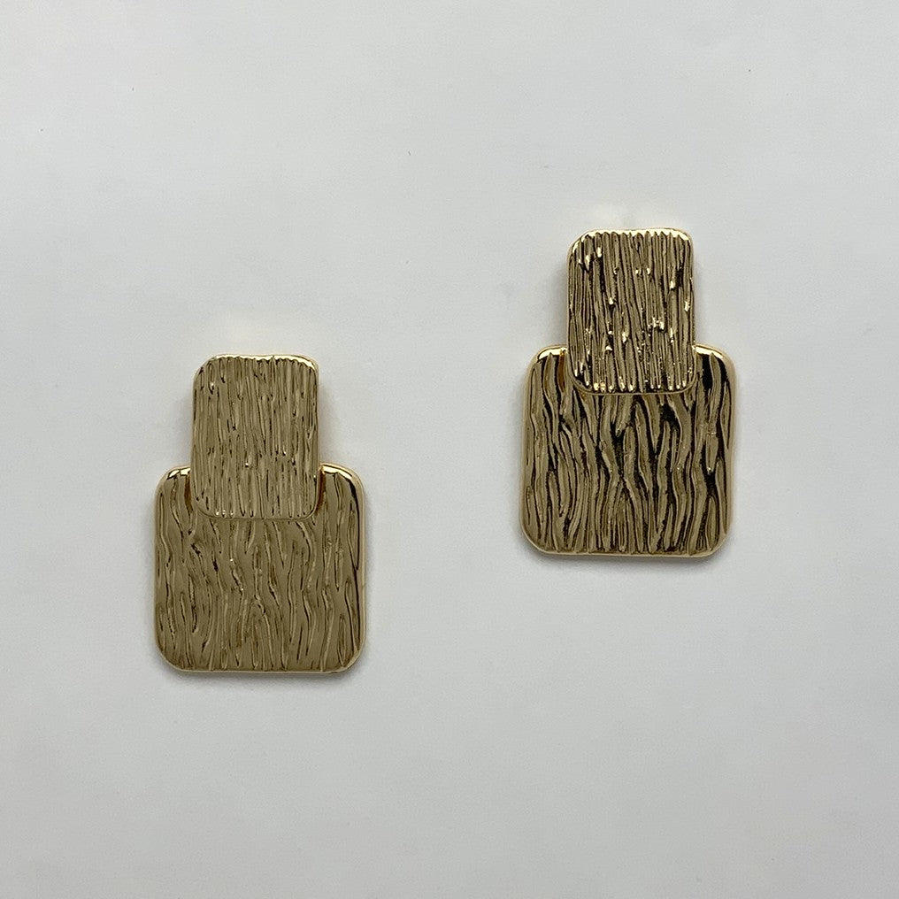 Ribbed Textured Earrings