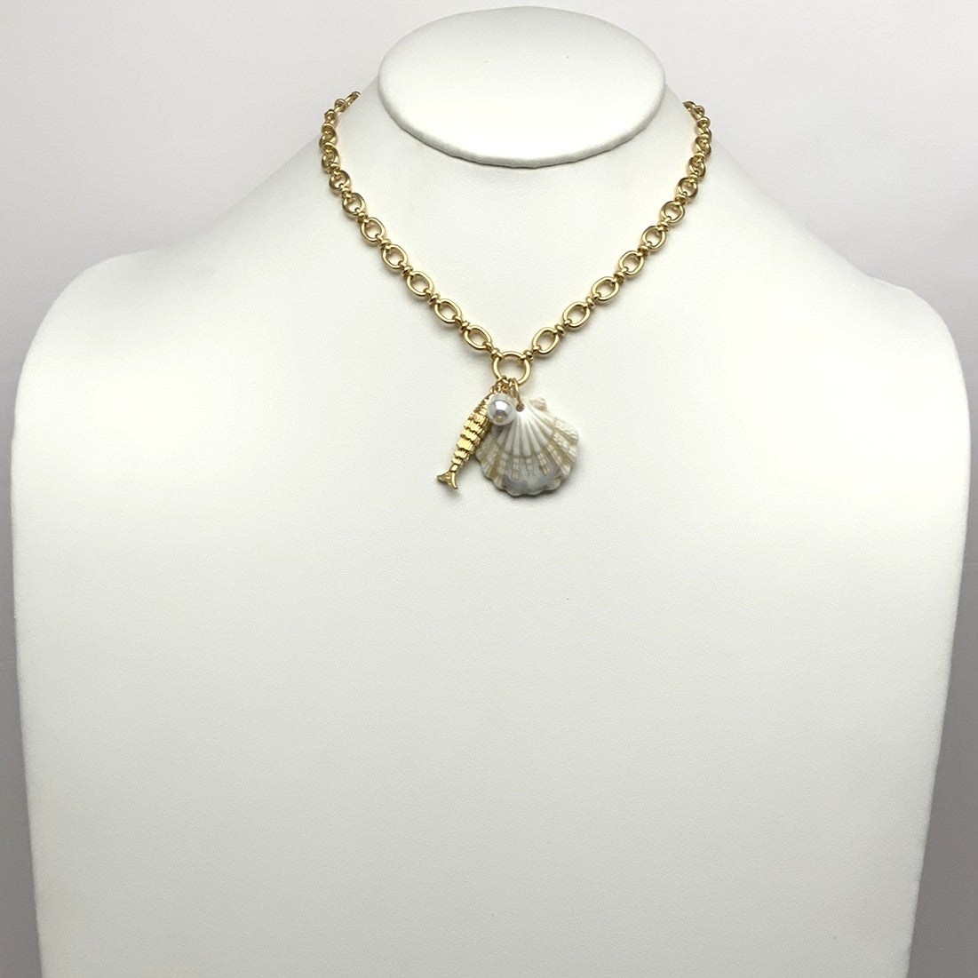 Seashell Fish Pendant Necklace