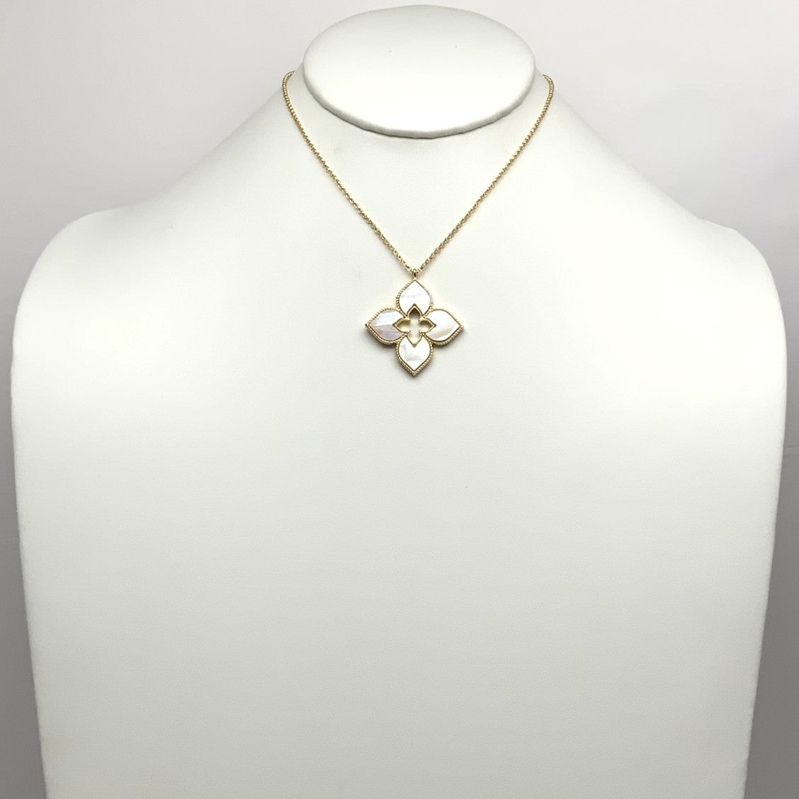 Pirouette Pearl Necklace