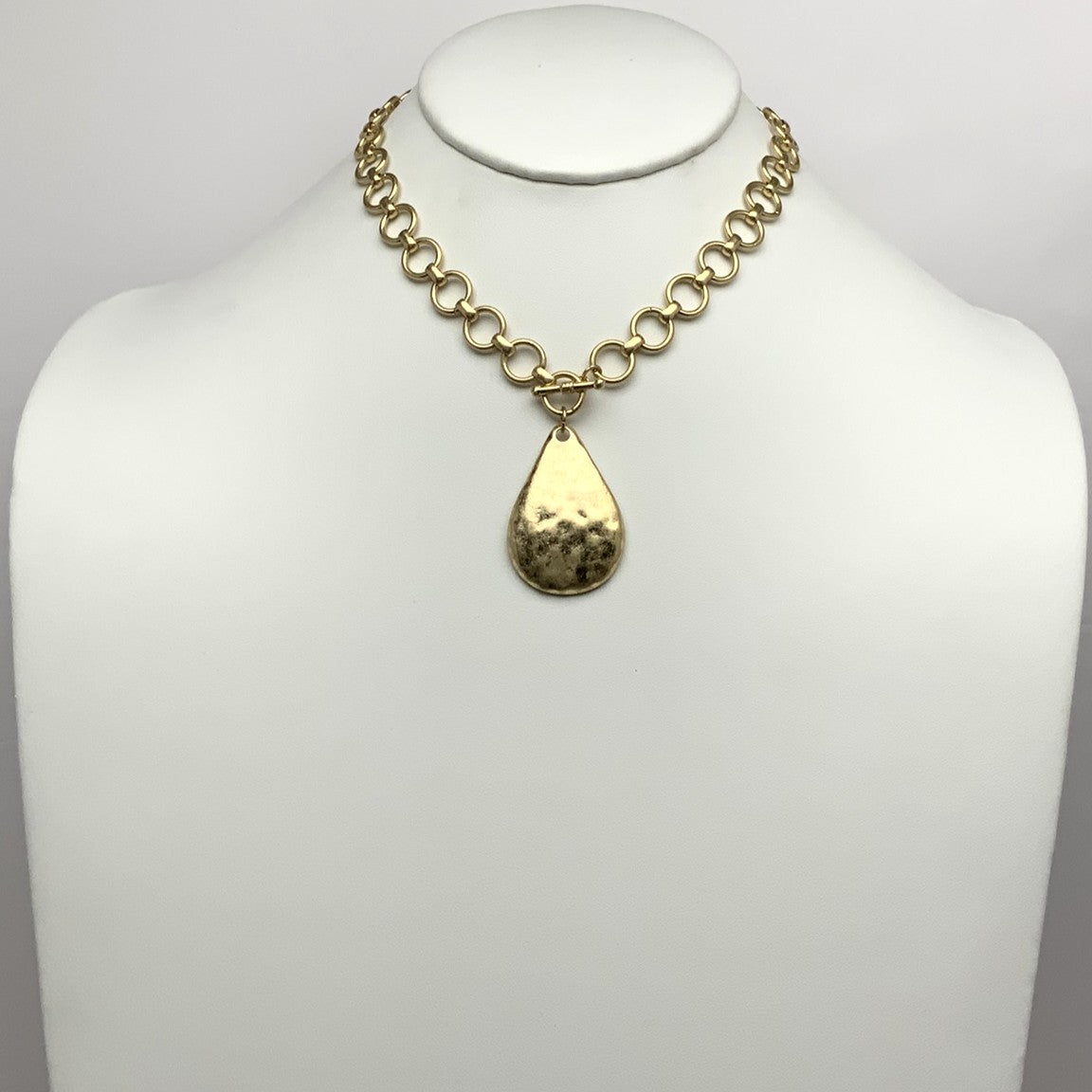 Teardrop Pendant Necklace