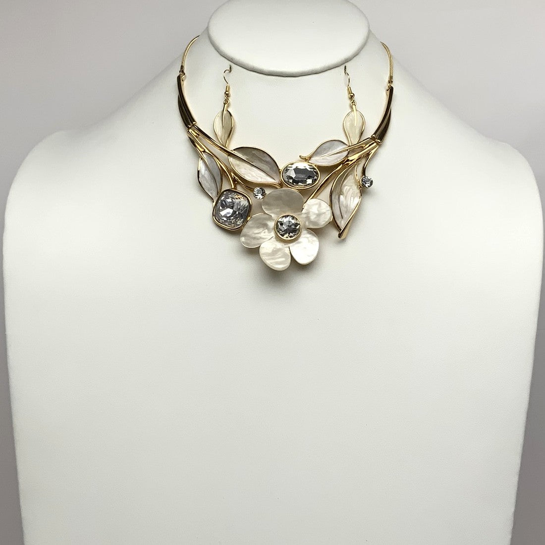 Flower Lucite Necklace