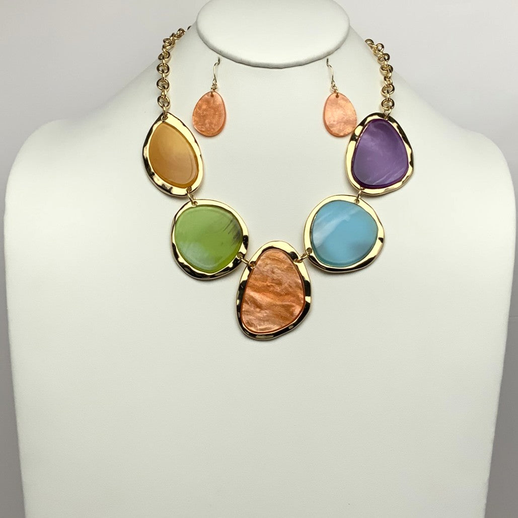 Lucite Necklace Set